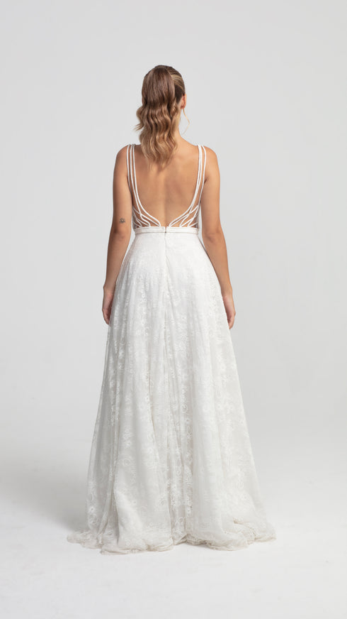 French Lace Wedding Dress With Decollete Chest And Back